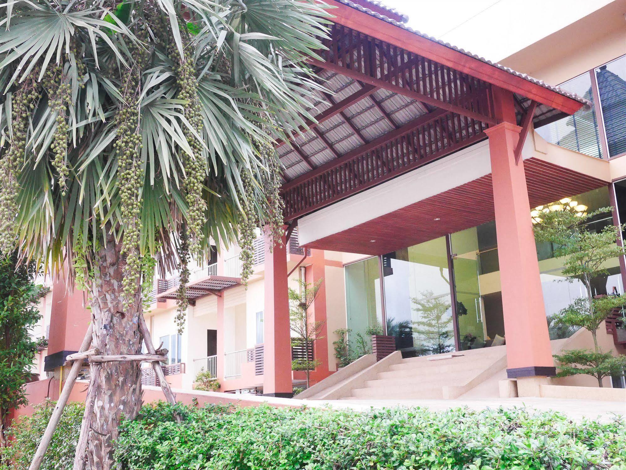 Phufa Waree Chiangrai Resort - Sha Extra Plus Chiang Rai Exteriör bild