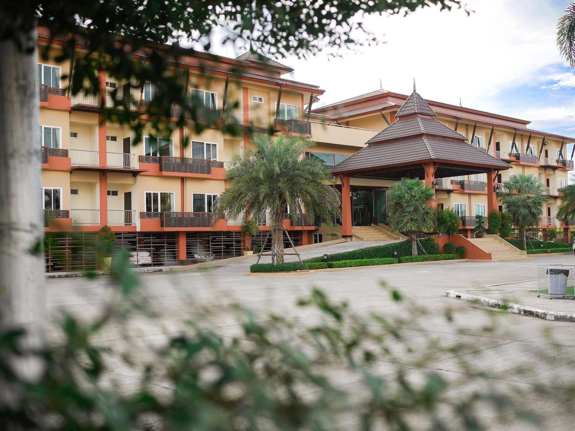 Phufa Waree Chiangrai Resort - Sha Extra Plus Chiang Rai Exteriör bild